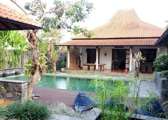Villa Aquin