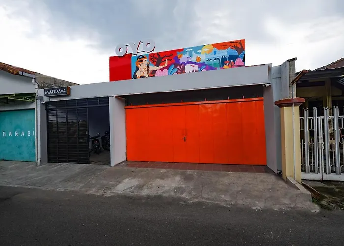 Oyo 2545 Maddava House