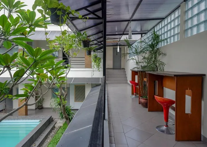 Dinasty Smart Hotel