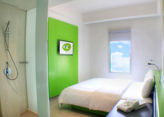 Pop! Hotel Solo