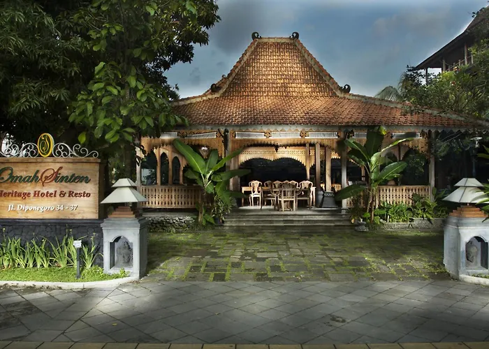 Omah Sinten Heritage & Resto